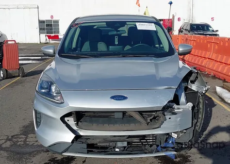 2020 Ford Escape Se z USA, uszkodzony, nr VIN 1FMCU0G67LUB70862